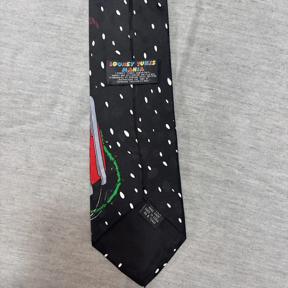 Vintage Looney Tunes Christmas Holiday Necktie Bugs Bunny Taz Silk Tie 1995